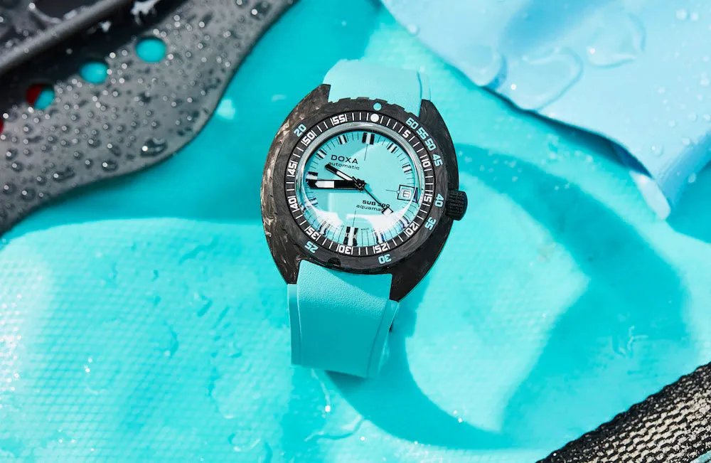Doxa SUB 300 Carbon COSC Aquamarine Rubber Watch sold by Jura Watches product image thumbnail 4
