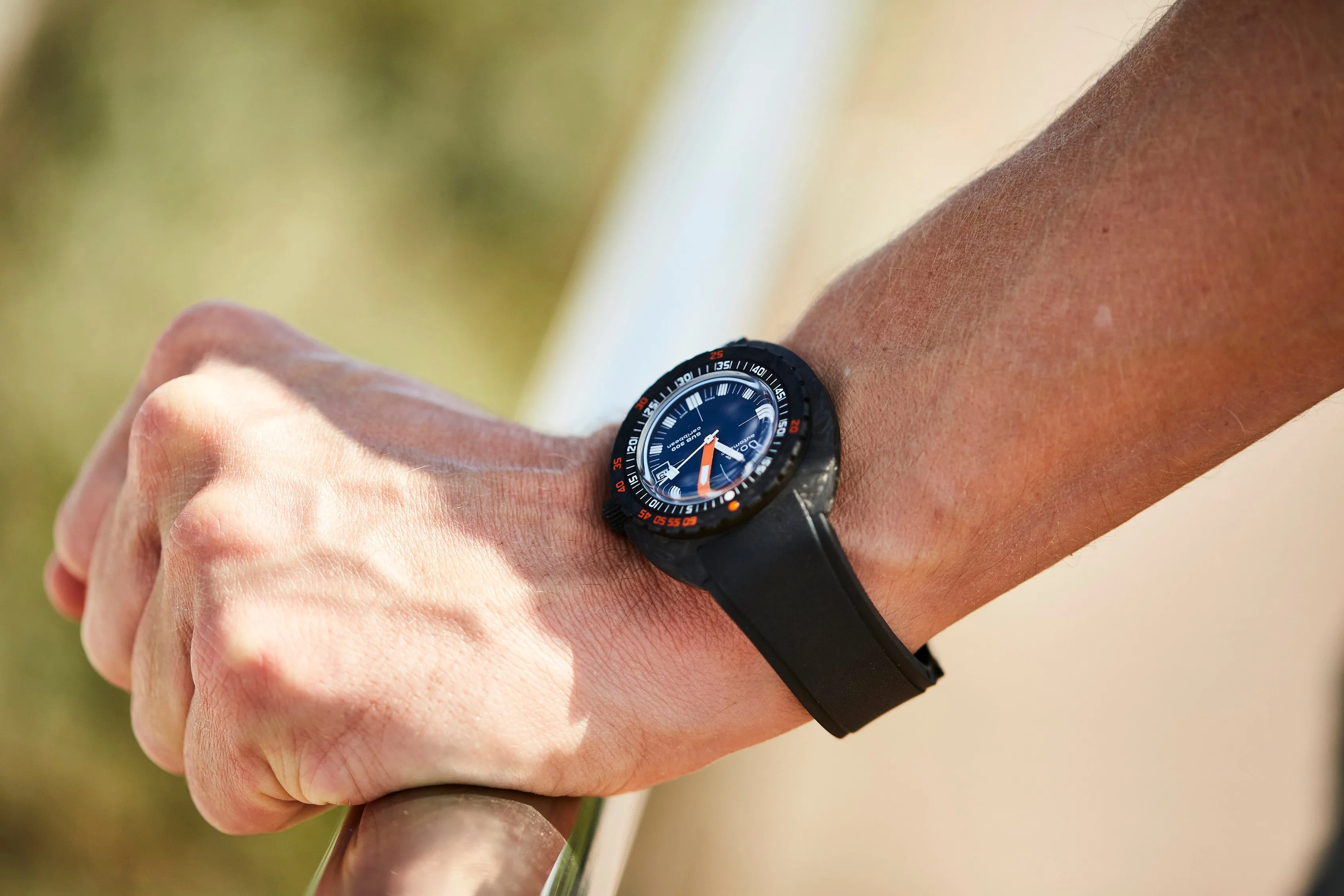 Doxa SUB 300 Carbon COSC Caribbean Rubber sold by Jura Watches product image thumbnail 5