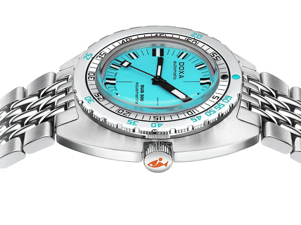 Doxa SUB 300 COSC Aquamarine Bracelet sold by Jura Watches product image thumbnail 2