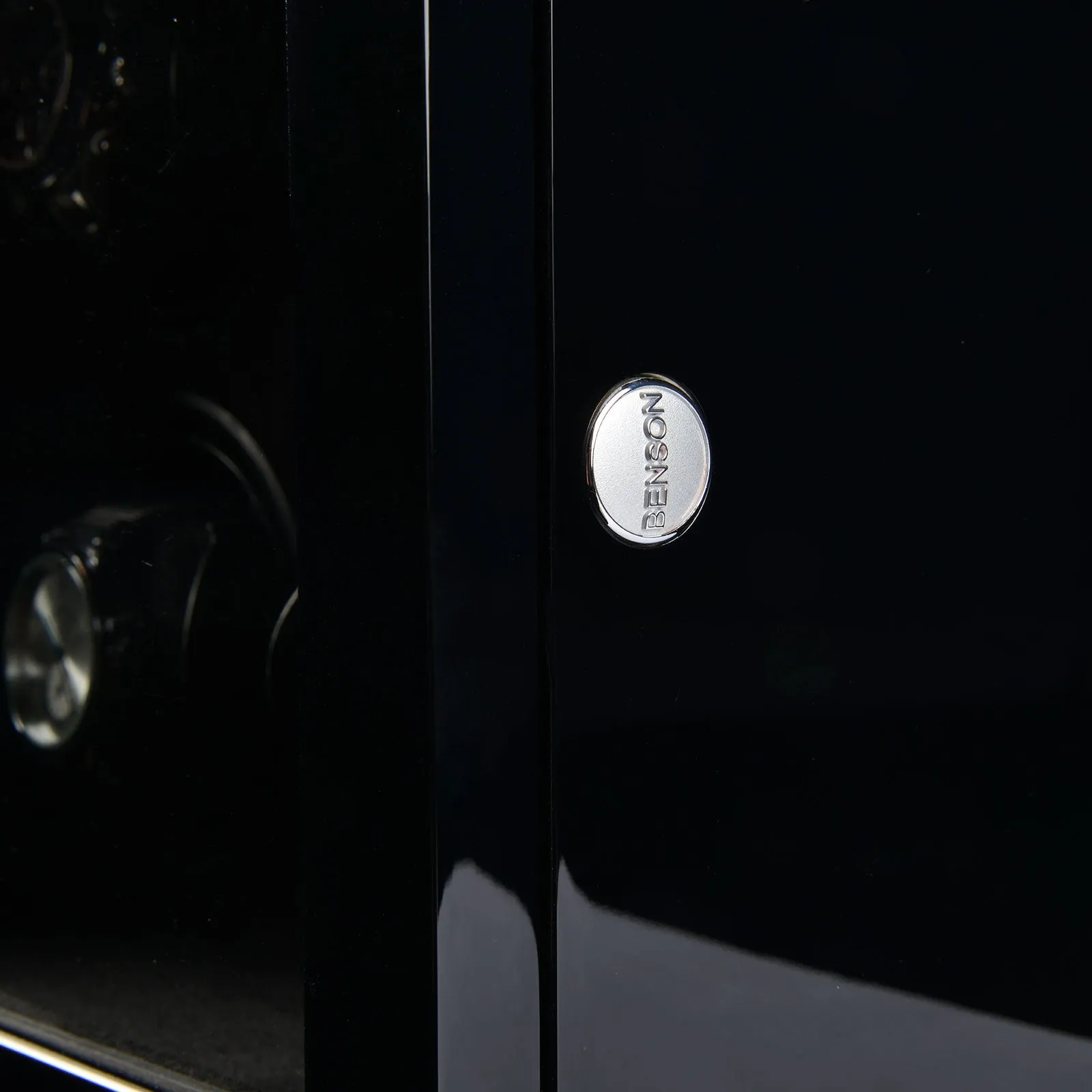 Benson Watch Winder Black Series 6.16 B Black sold by Jura Watches product image thumbnail 4
