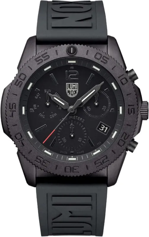 Luminox Pacific Diver Chronograph 44mm 3140 Series Blackout Watch made by Jura Watches