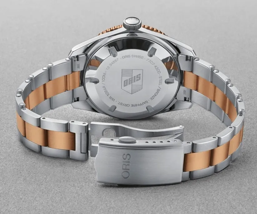 Oris Divers Sixty Five Bracelet sold by Jura Watches product image thumbnail 5
