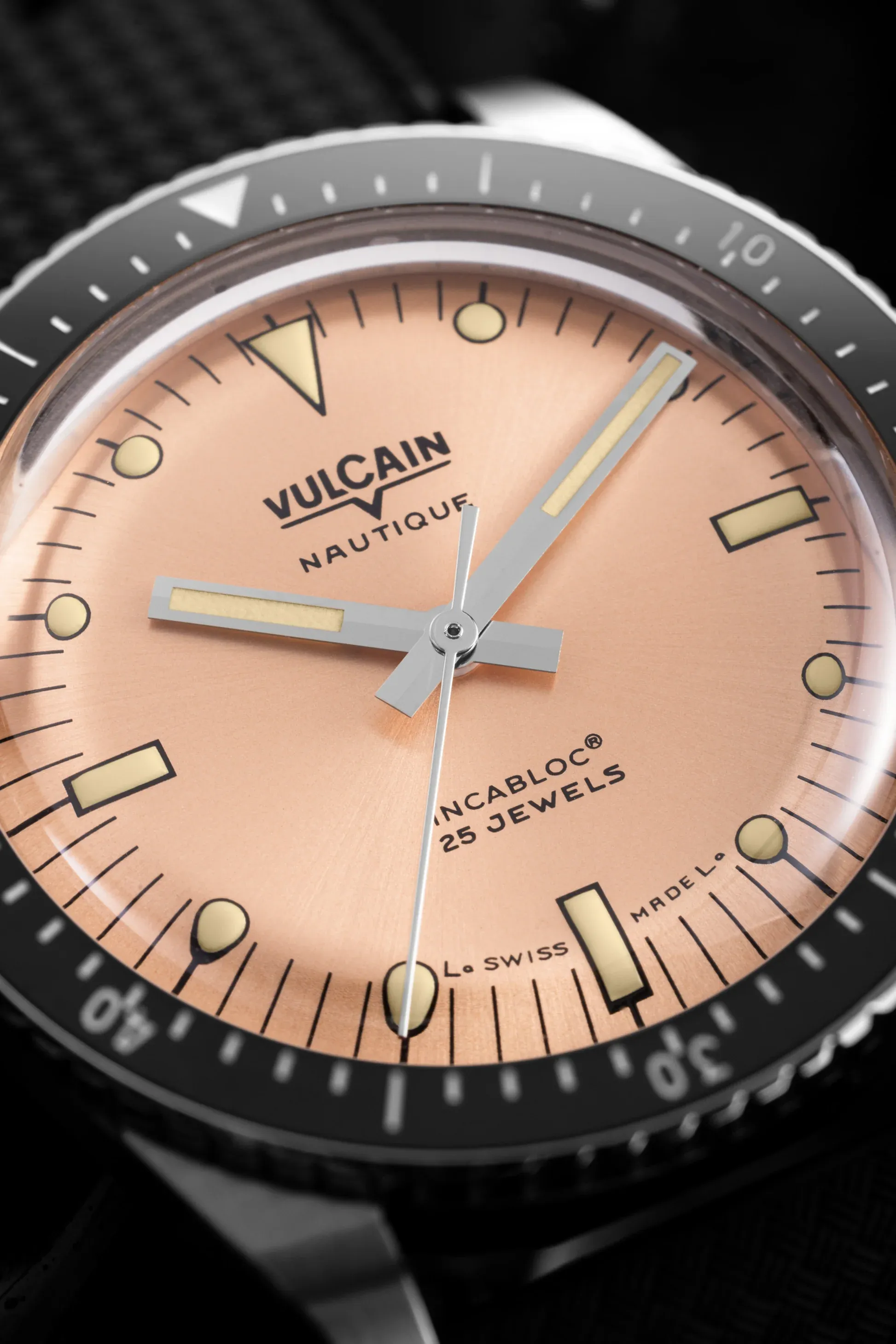 Vulcain Skindiver Nautique Salmon Black Leather Limited Edition Watch sold by Jura Watches product image thumbnail 2