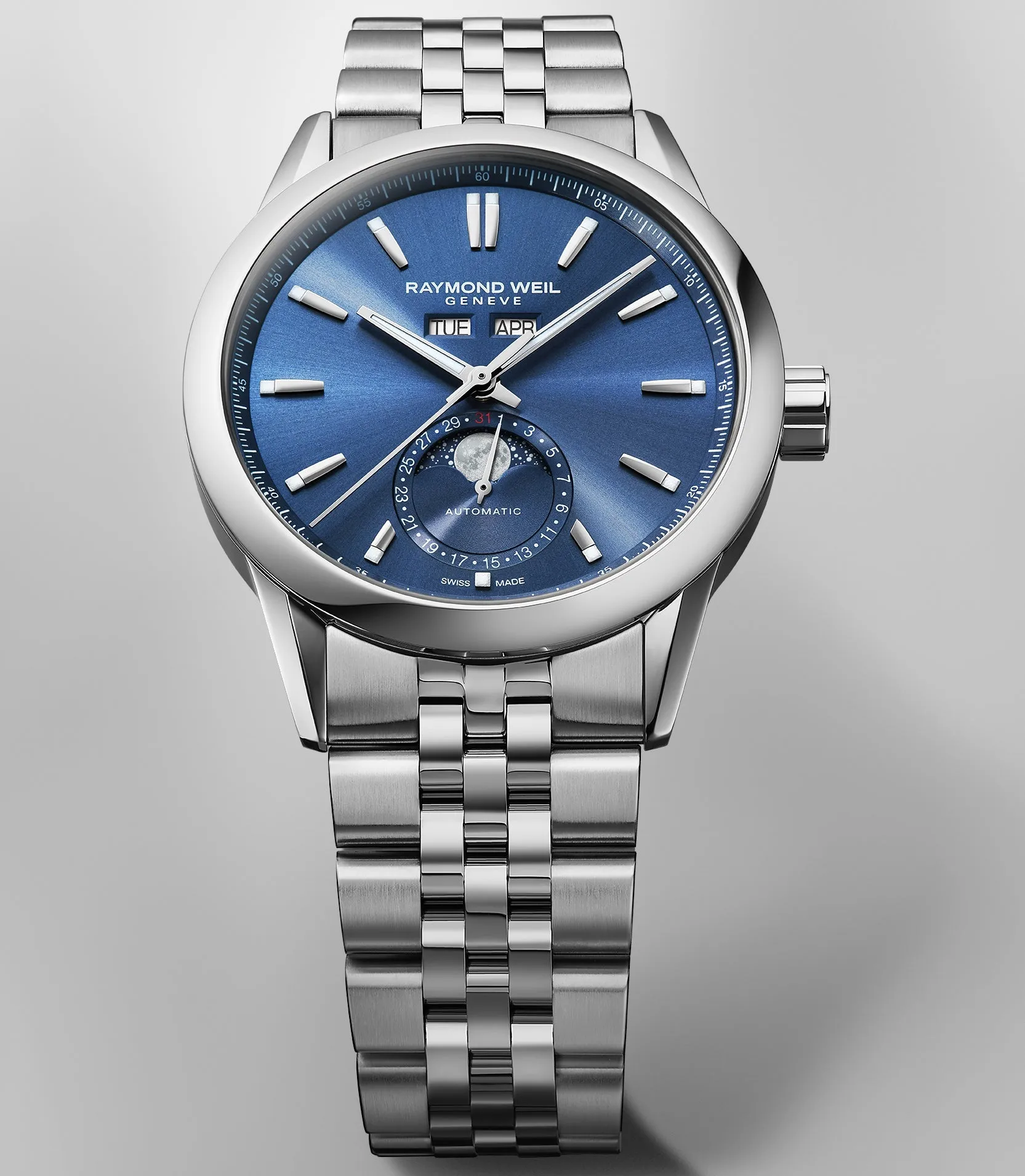 Raymond Weil Freelancer Complete Calendar 40mm Watch sold by Jura Watches product image thumbnail 2