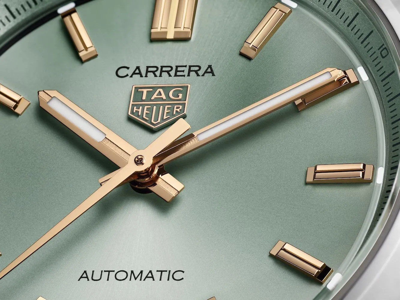 TAG Heuer Ex-Display Carrera Date Watch sold by Jura Watches product image thumbnail 4