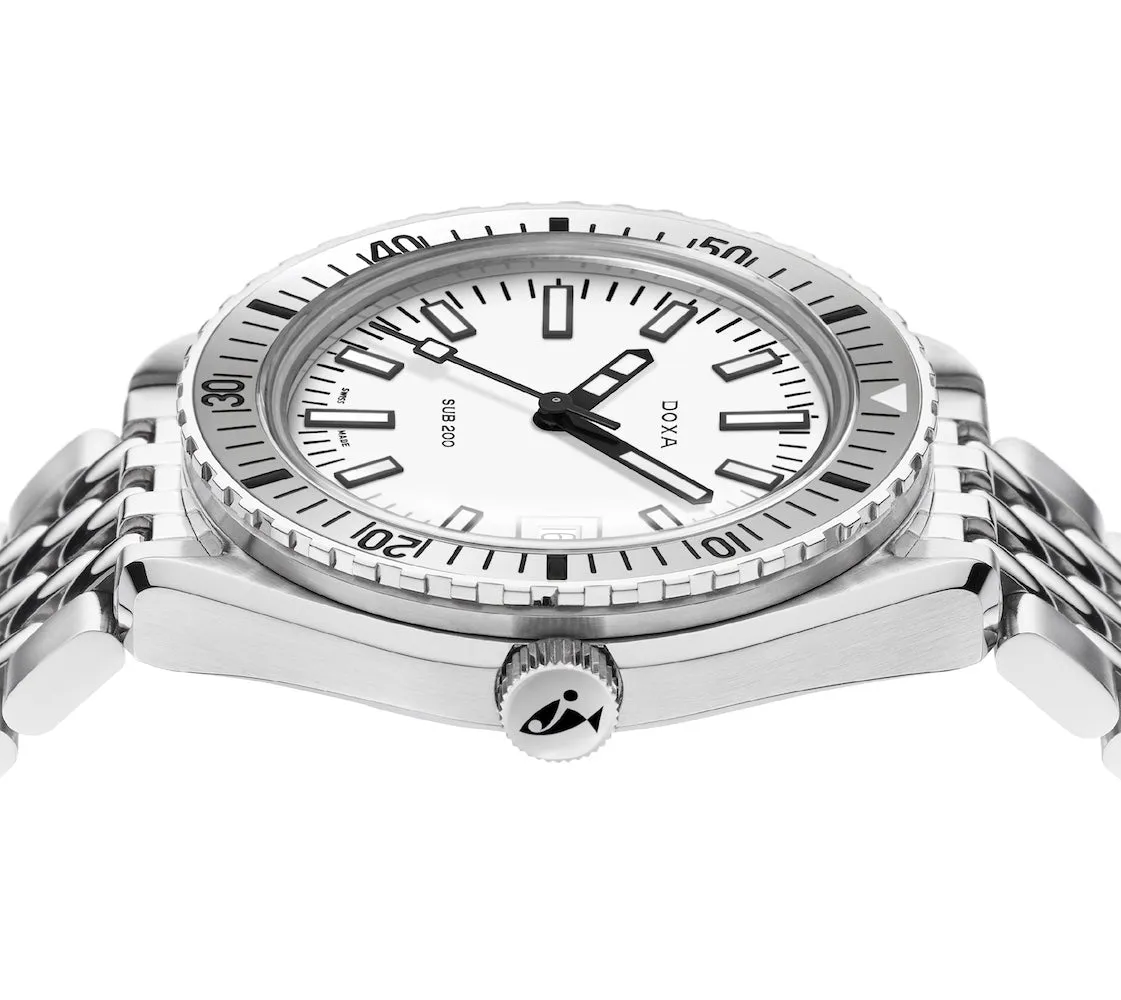 Doxa Sub 200 Whitepearl Stainless Steel Bracelet Watch sold by Jura Watches product image thumbnail 3