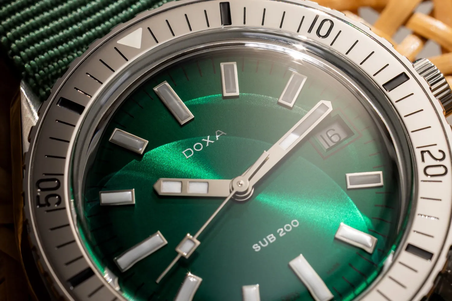 Doxa Sub 200 Sea Emerald Green Nato Watch sold by Jura Watches product image thumbnail 4