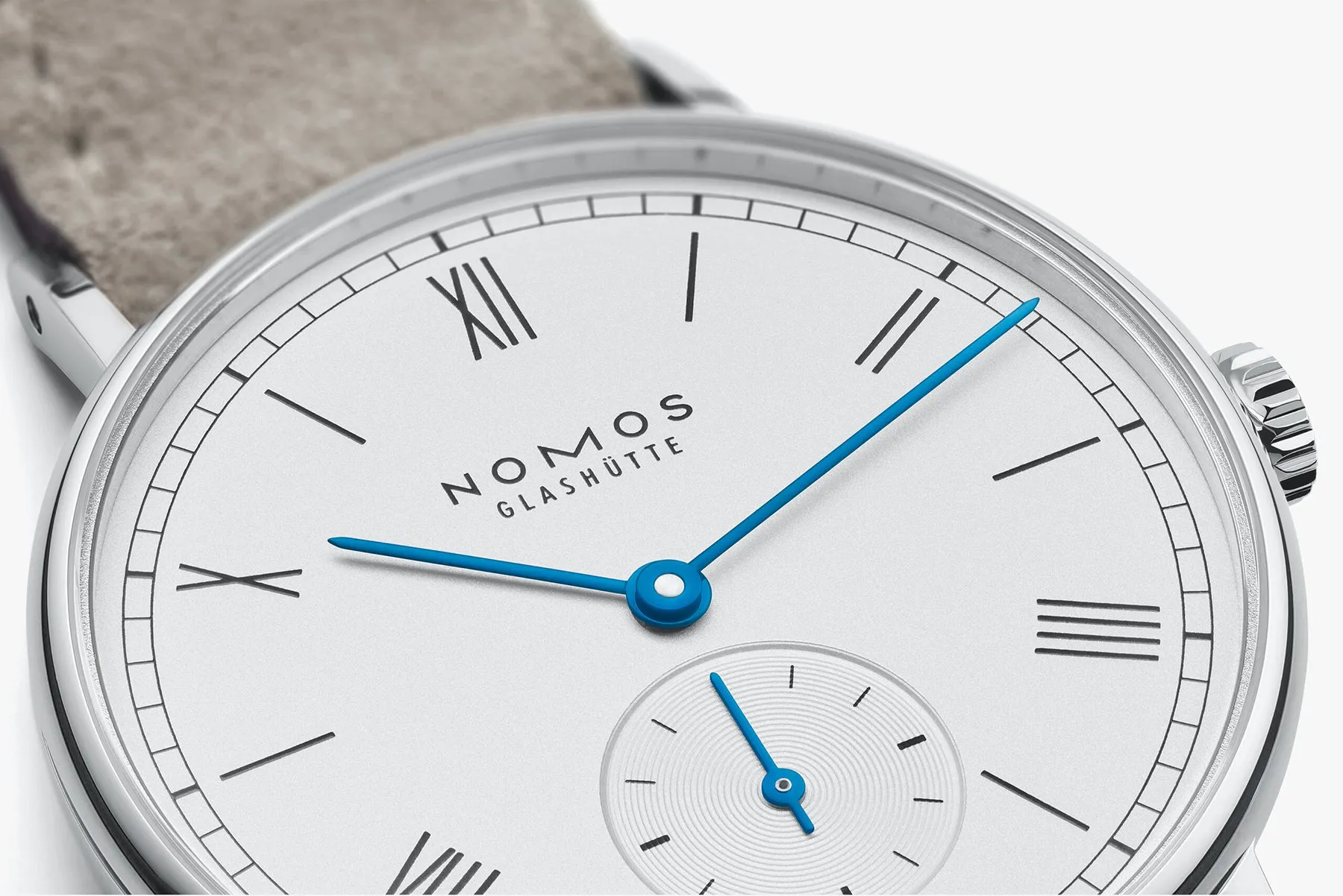 Nomos Glashutte Ludwig 33 Steel Back Watch sold by Jura Watches product image thumbnail 3
