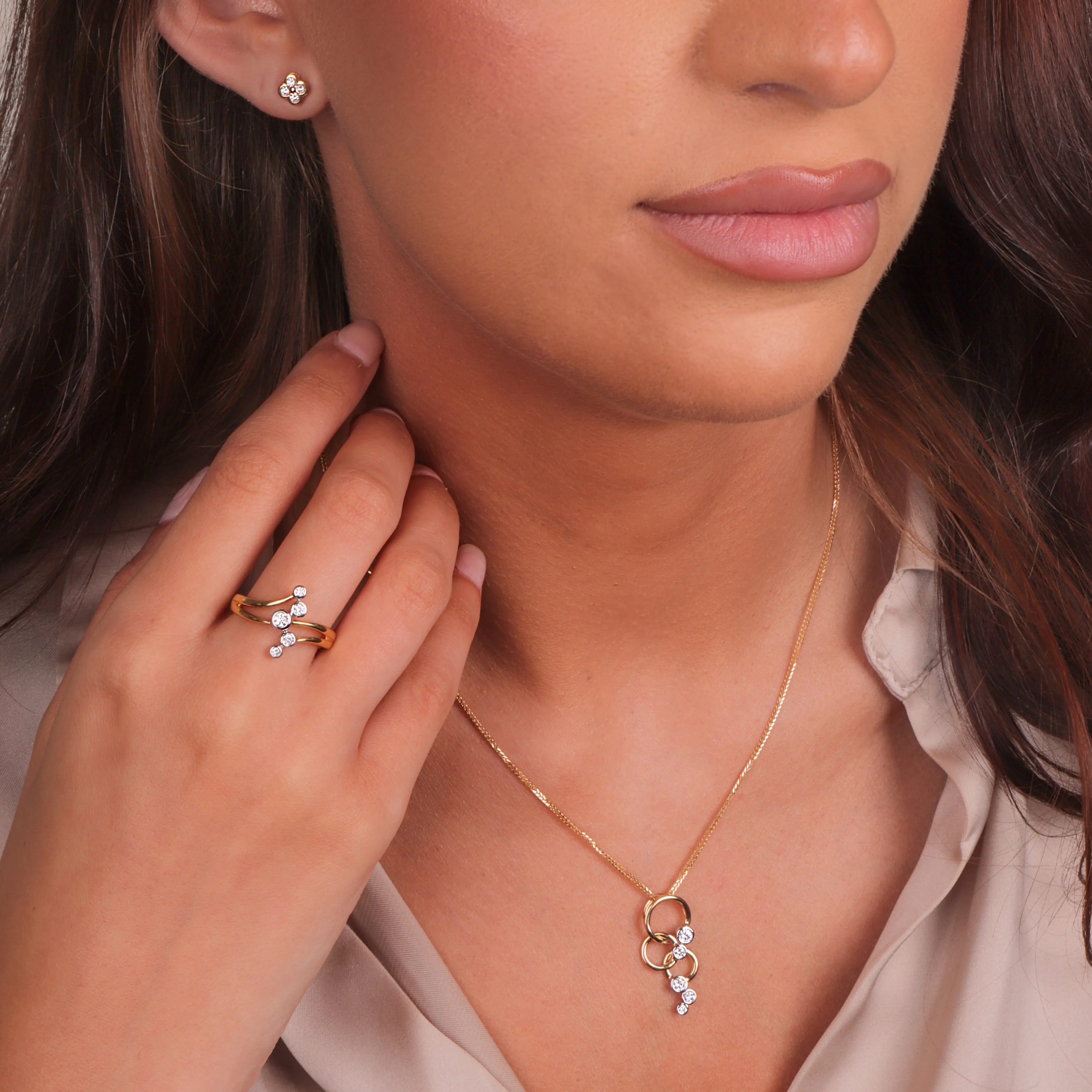 18ct Yellow & White 0.39ct Diamond 5 Stone Triple Circle Round Necklace sold by Jura Watches product image thumbnail 2