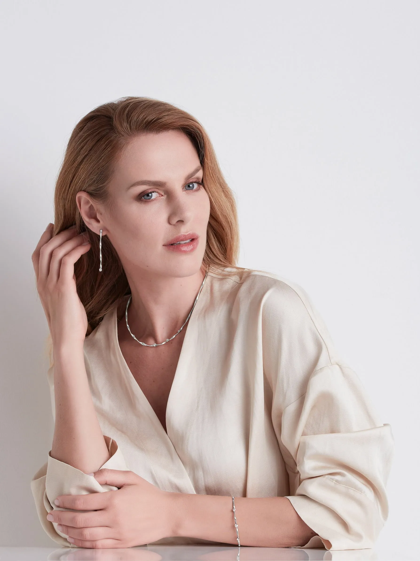 Marco Bicego Marrakech 18ct White Gold 0.35ct Diamond Bracelet sold by Jura Watches product image thumbnail 2