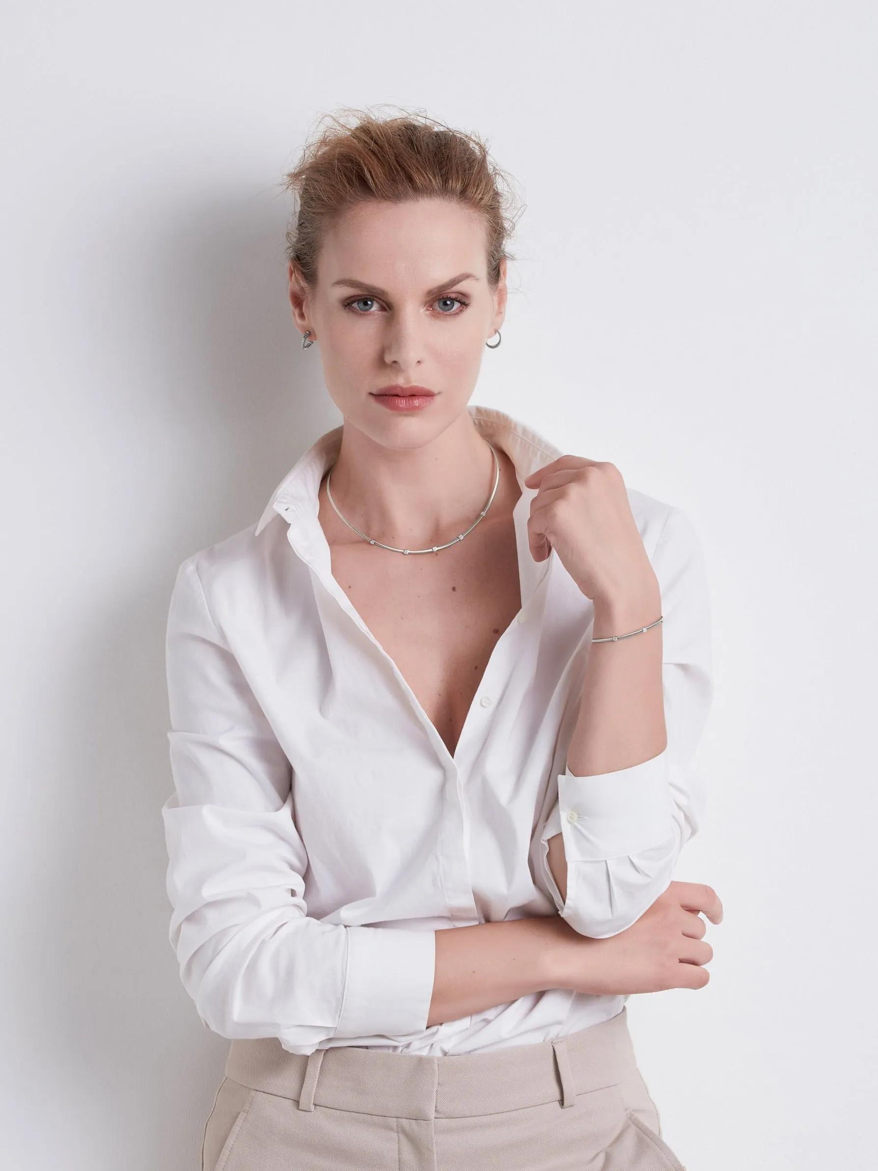 Marco Bicego Masai 18ct White Gold 0.09ct Diamond Bracelet sold by Jura Watches product image thumbnail 2