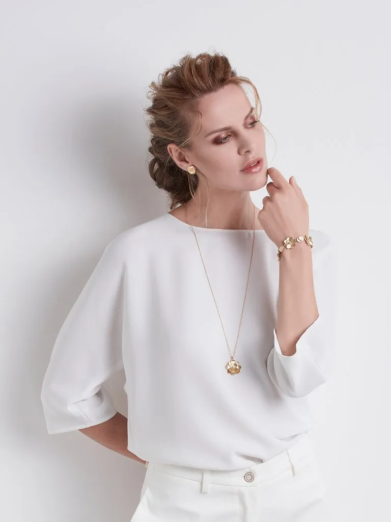 Marco Bicego Petali 18ct Yellow Gold 0.32ct Diamond Flower Bracelet sold by Jura Watches product image thumbnail 2