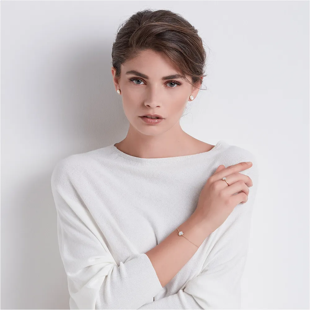 Marco Bicego Jaipur 18ct Yellow Gold Mother of Pearl Petite Stud Earrings sold by Jura Watches product image thumbnail 2