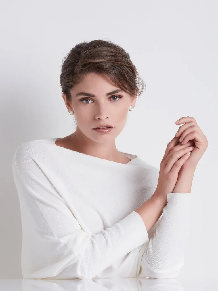 Marco Bicego Jaipur 18ct Yellow Gold White Mother of Pearl Stud Earrings sold by Jura Watches product image thumbnail 2