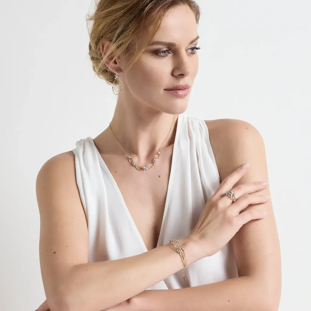 Marco Bicego Marrakech Onde 18ct Yellow Gold Diamond Flower Necklace sold by Jura Watches product image thumbnail 2