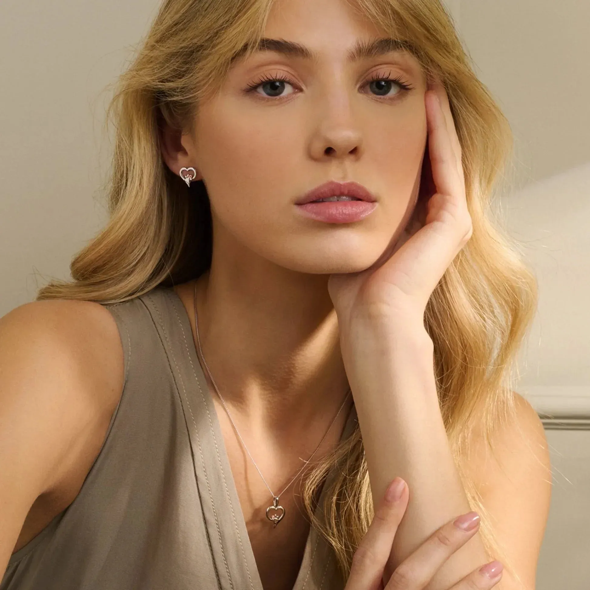 Clogau Paw Prints Sterling Silver Heart Stud Earrings with Topaz sold by Jura Watches product image thumbnail 2