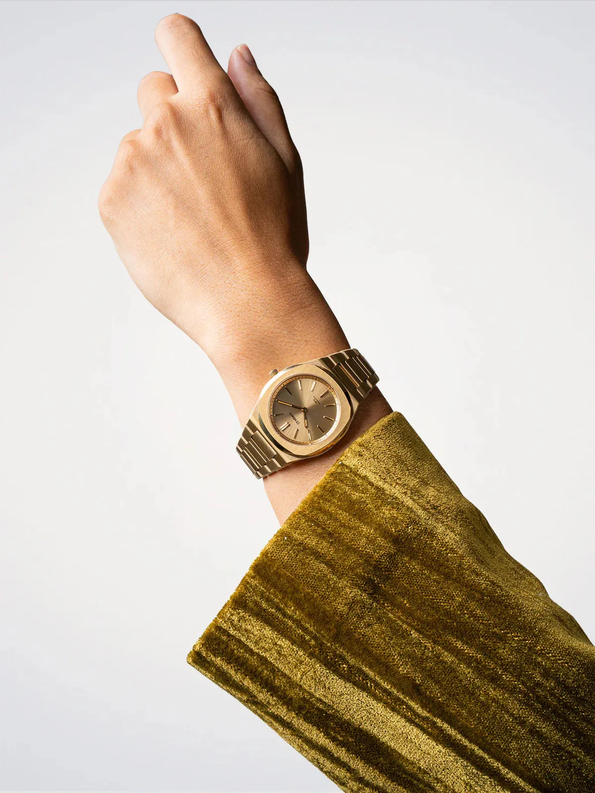 D1 Milano Gold Mellow Ultra Thin Watch sold by Jura Watches product image thumbnail 5