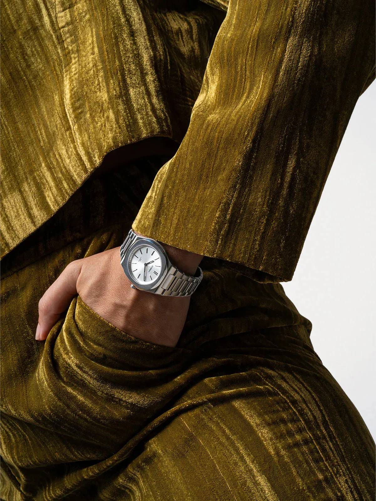 D1 Milano Silver Mellow Ultra Thin Watch sold by Jura Watches product image thumbnail 5