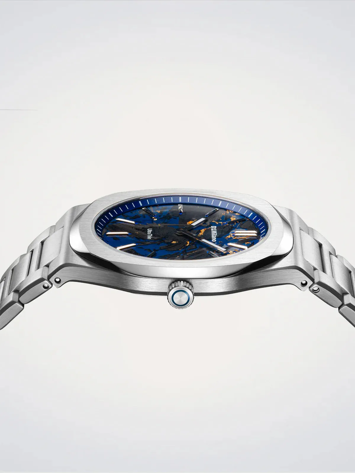 D1 Milano Carbon Reef Ultra Thin Watch sold by Jura Watches product image thumbnail 3