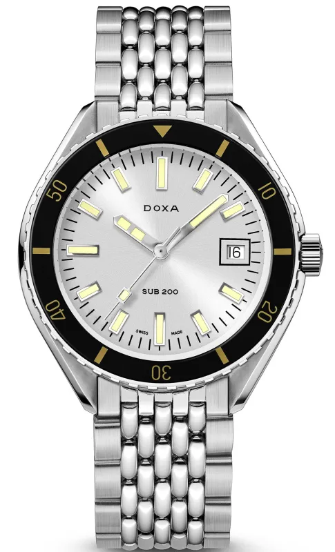 Doxa Sub 200 Searambler Bracelet Watch made by Jura Watches