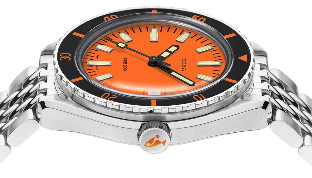 Doxa Sub 200 Professional Bracelet Watch sold by Jura Watches product image thumbnail 3