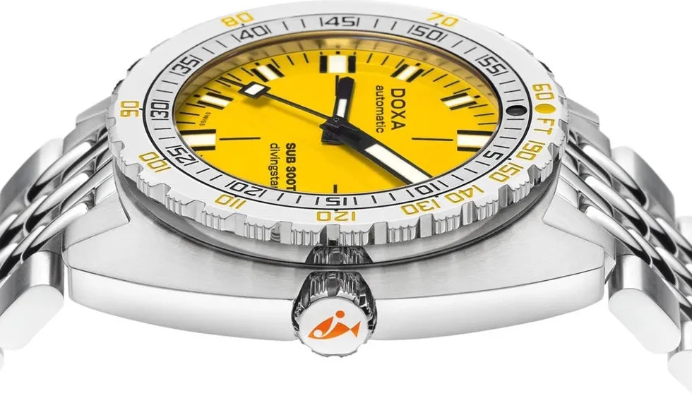 Doxa Sub 300T Divingstar Bracelet Watch sold by Jura Watches product image thumbnail 3