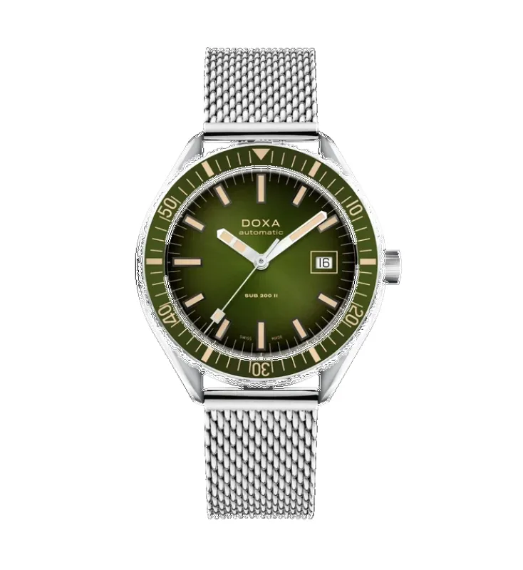 Doxa Sub 200 II Sea Emerald Bracelet Watch made by Jura Watches