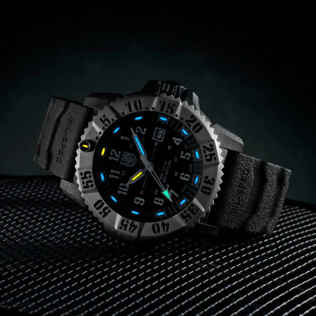 Luminox Military Spec 3350 Series Watch sold by Jura Watches product image thumbnail 3