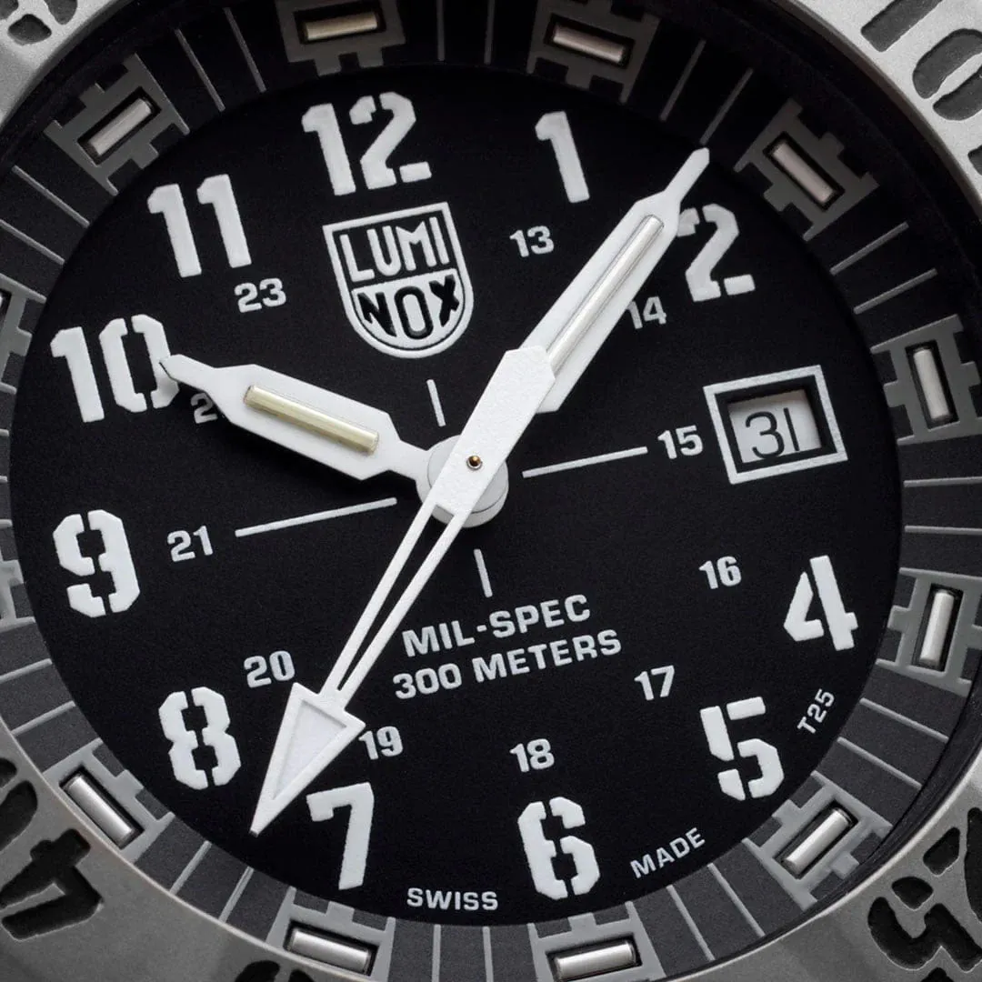 Luminox Military Spec 3350 Series Watch sold by Jura Watches product image thumbnail 4