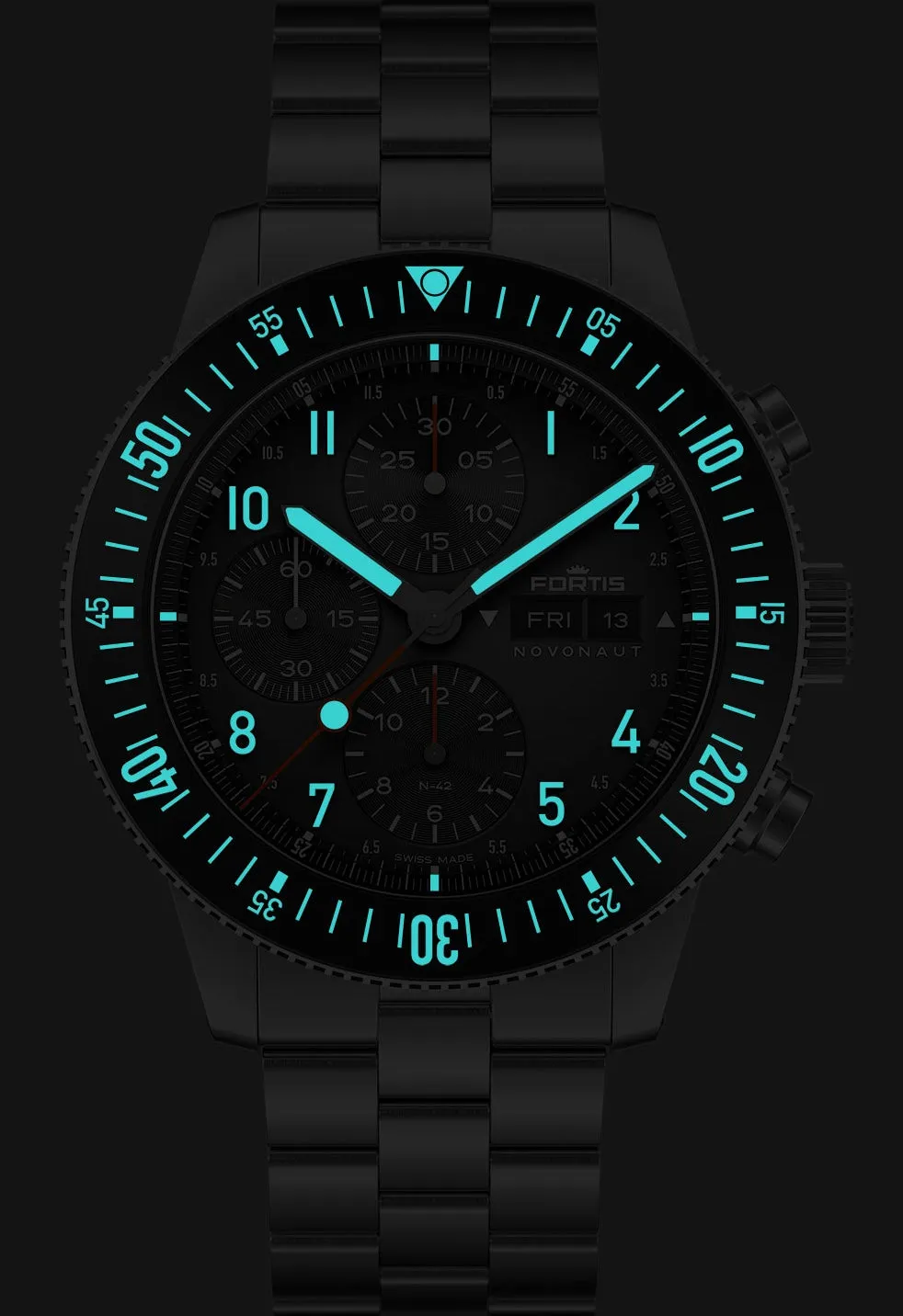 Fortis Novonaut N-42 Legacy Edition Bracelet Watch sold by Jura Watches product image thumbnail 2
