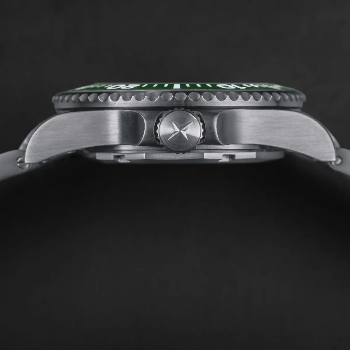 Davosa Ternos Professional 68h Automatic Watch sold by Jura Watches product image thumbnail 4