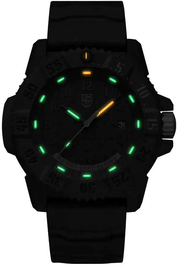 Luminox Master Carbon Seal 3800 Series Limited Edition Watch sold by Jura Watches product image thumbnail 2