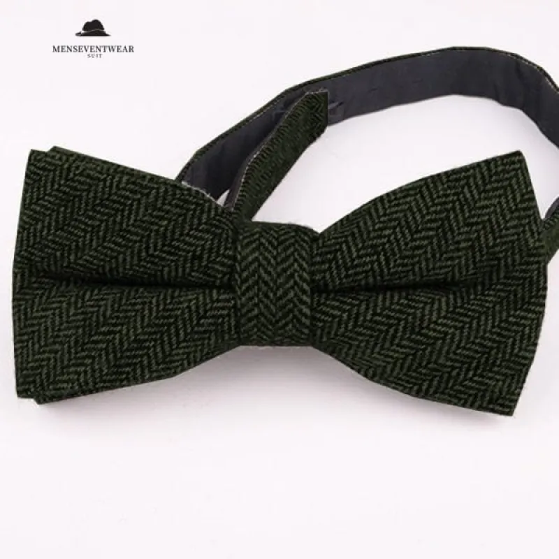 Menseventwear Men's Classic Design Herringbone Bow Tie sold by Mens Event Wear