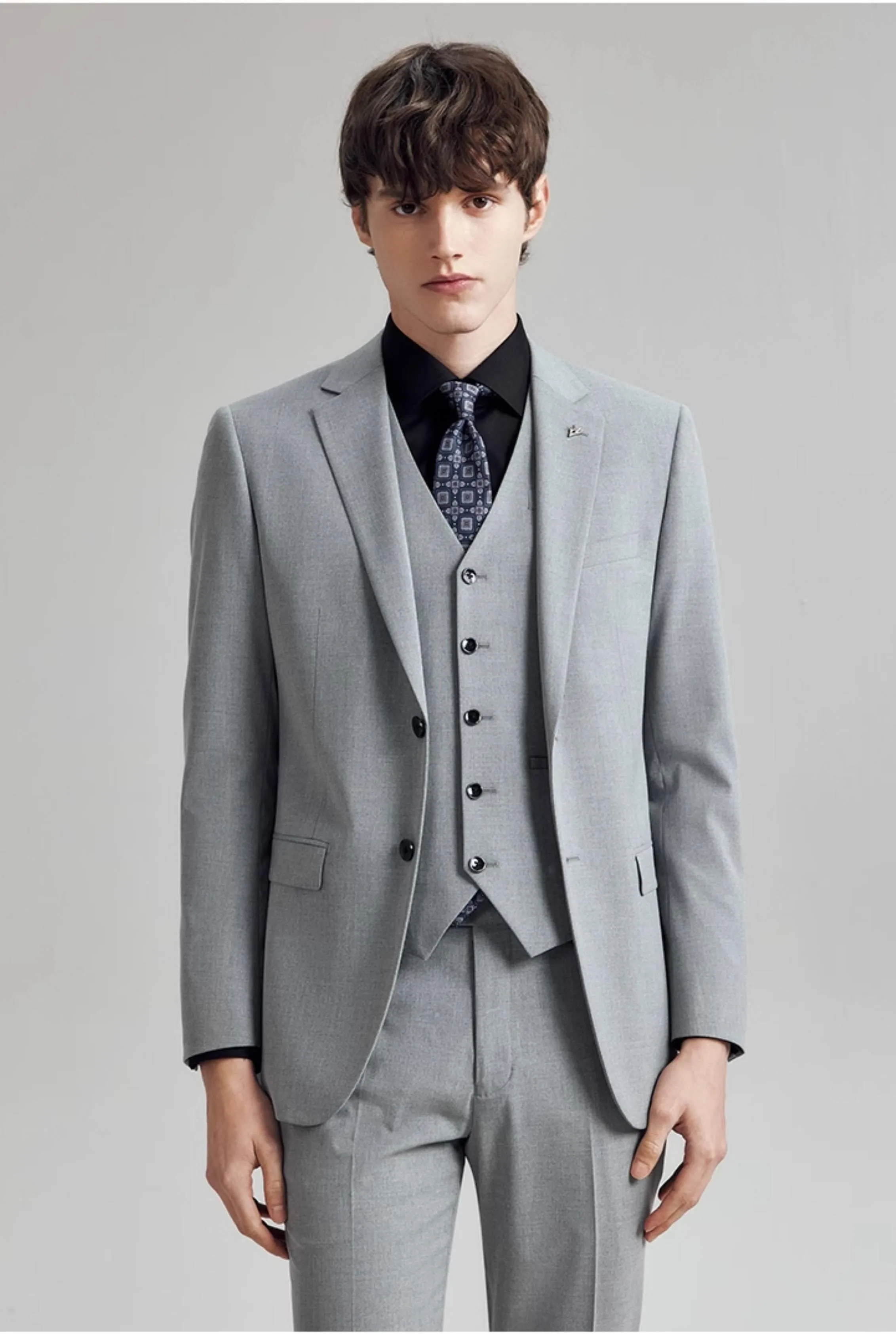 Fashion 3 Pieces Mens Suit Flat Notch Lapel Tuxedos (Blazer+vest+Pants) sold by Mens Event Wear product image thumbnail 5