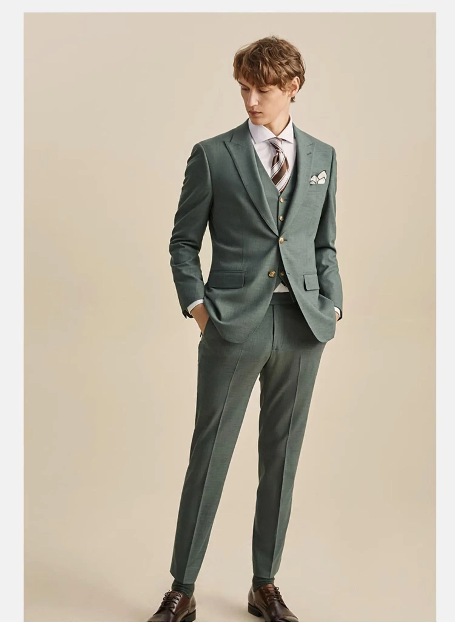 Fashion Men's 3 Pieces Flat Peak Lapel Tuxedos For Party (Blazer+vest+Pants) sold by Mens Event Wear