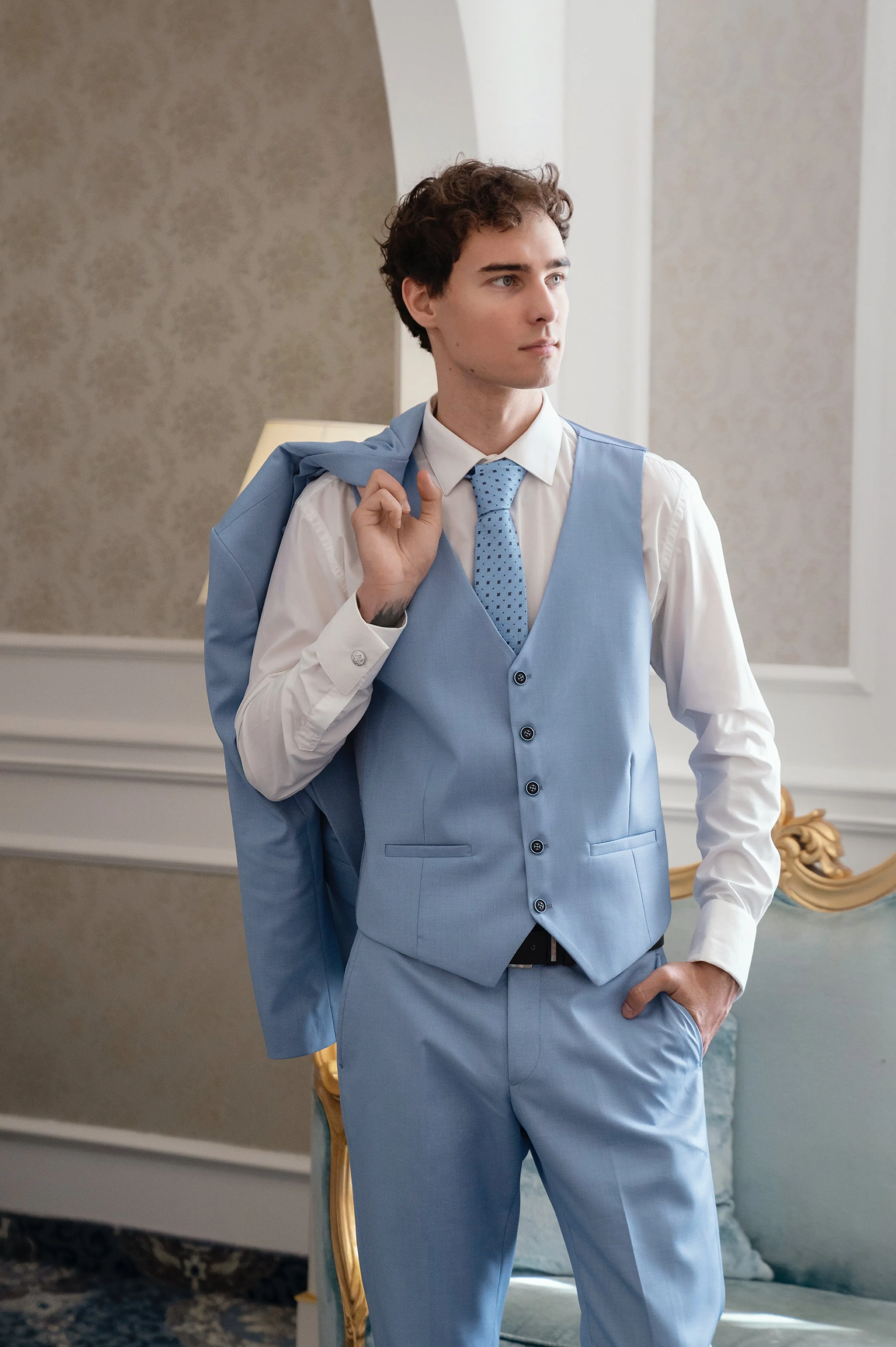 Fashion 3 Pieces Mens Suit Flat Peak Lapel Tuxedos (Blazer+vest+Pants) sold by Mens Event Wear product image thumbnail 3