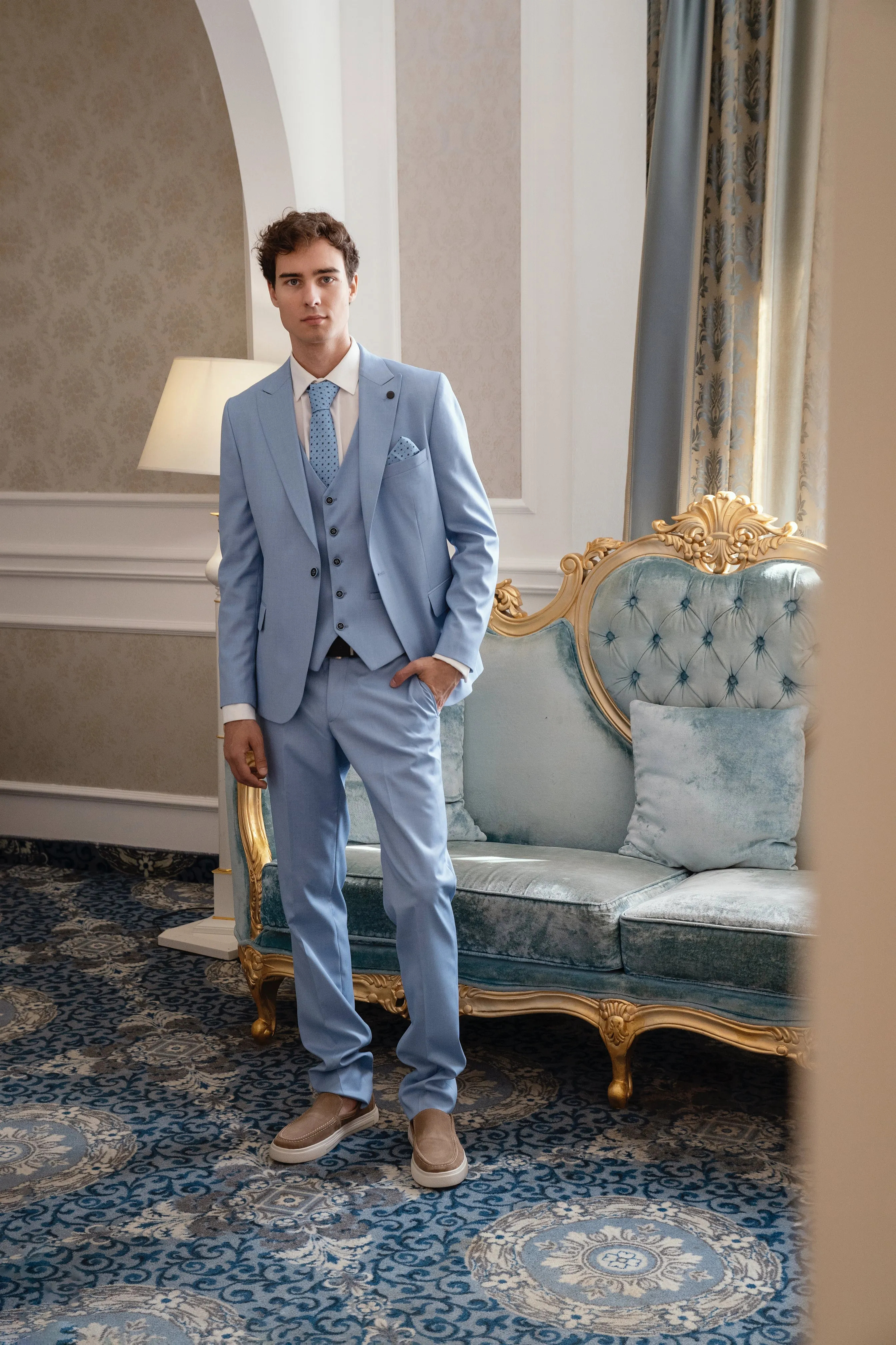 Fashion 3 Pieces Mens Suit Flat Peak Lapel Tuxedos (Blazer+vest+Pants) sold by Mens Event Wear product image thumbnail 2