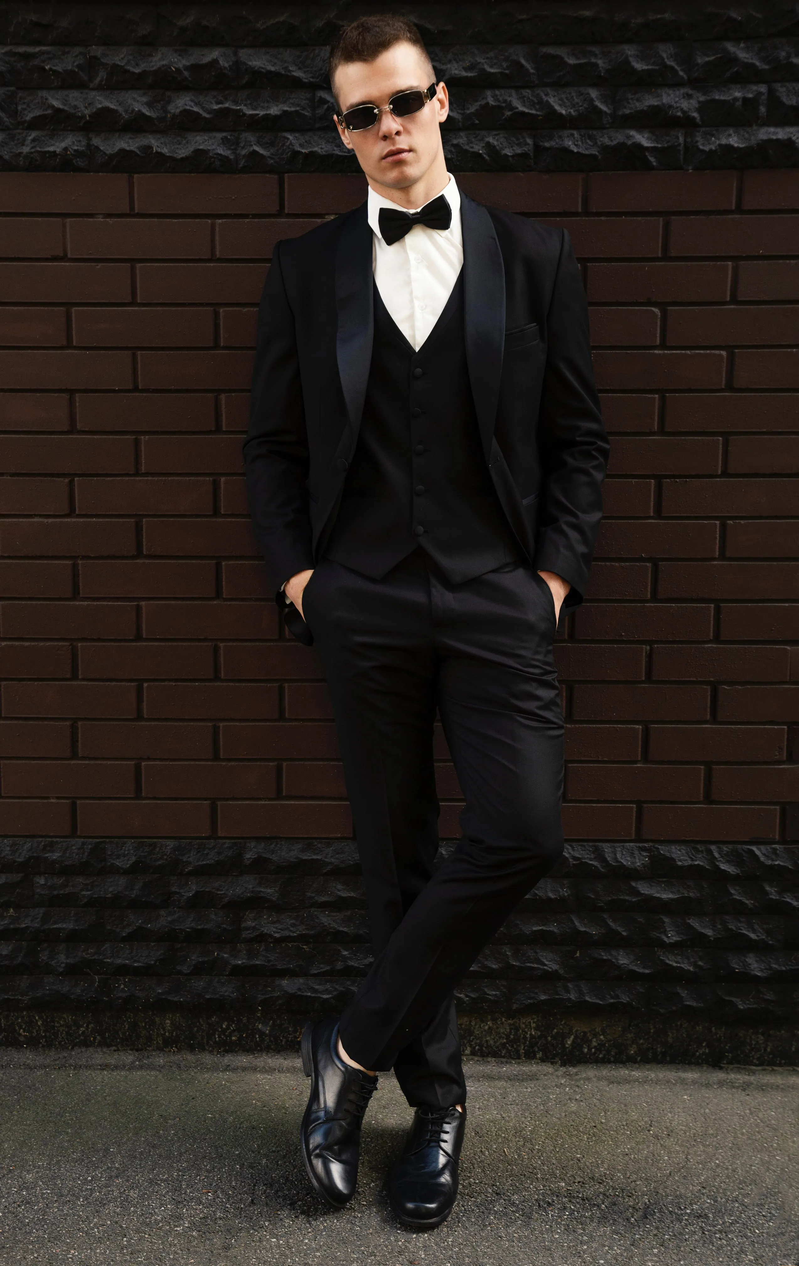 Fashion 3 Pieces Mens Patterned Suit Flat Shawl Lapel Tuxedos(Blazer+Vest+Pants) sold by Mens Event Wear