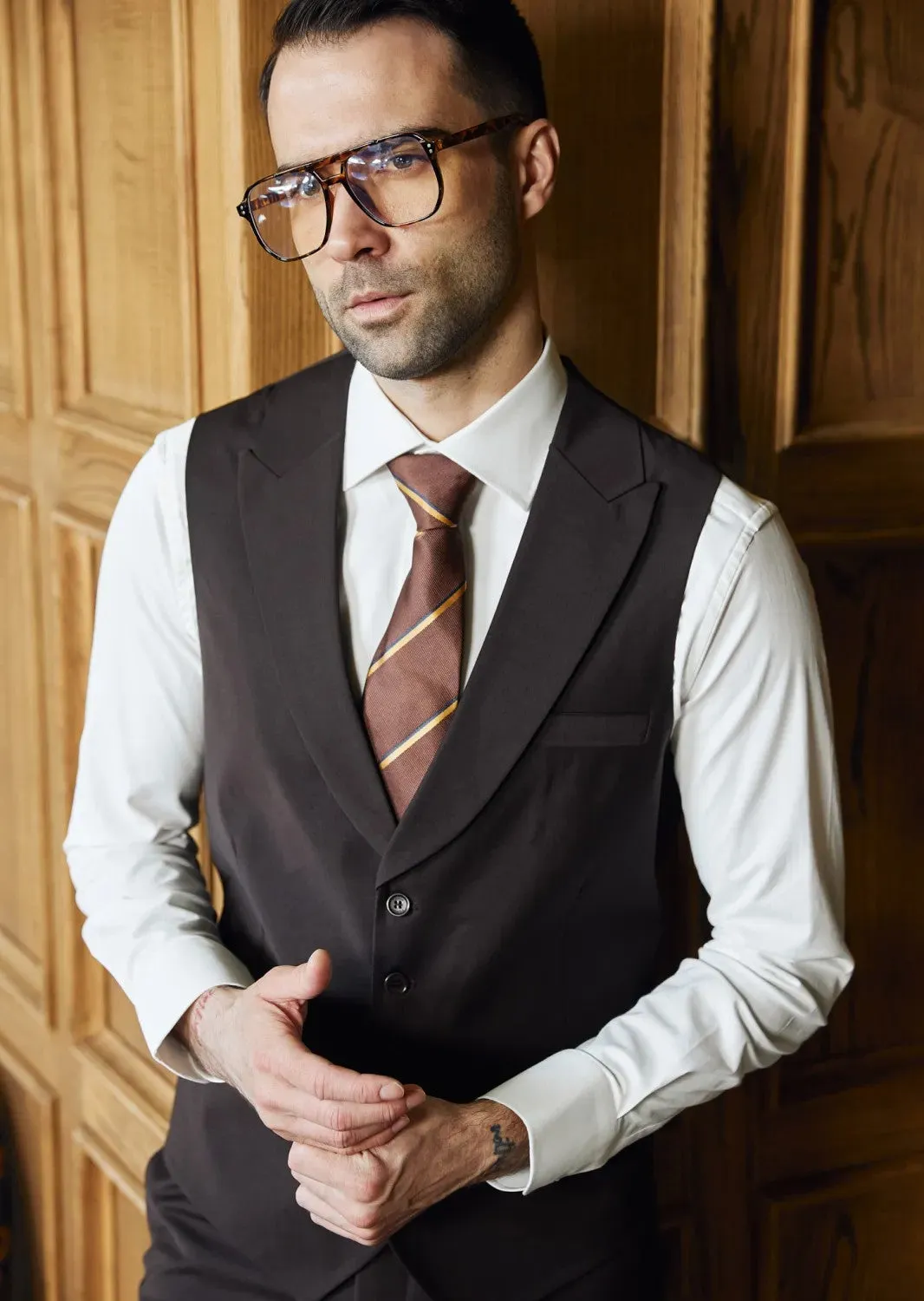 Fashion Men's 3 Pieces Flat Peak Lapel Tuxedos For Party (Blazer+vest+Pants) sold by Mens Event Wear product image thumbnail 4