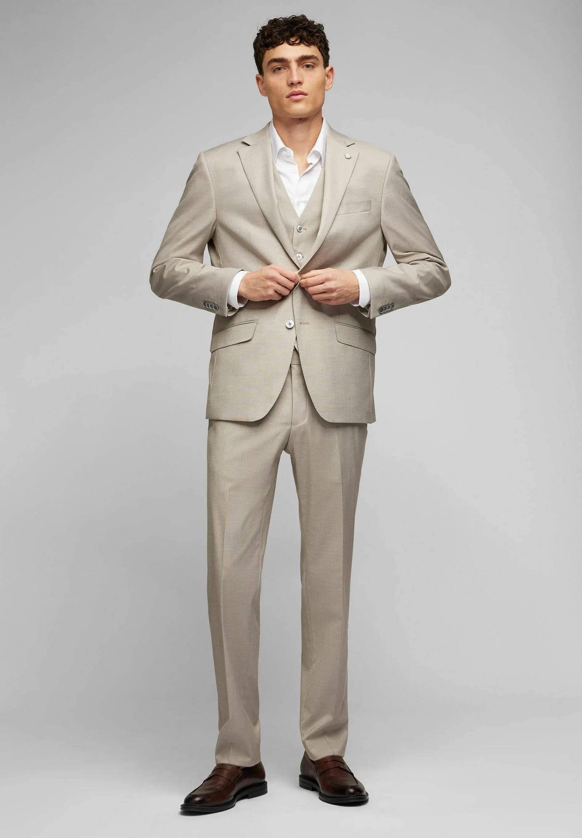 Fashion Men's 3 Pieces Flat Peak Lapel Tuxedos For Party (Blazer+vest+Pants) sold by Mens Event Wear product image thumbnail 2