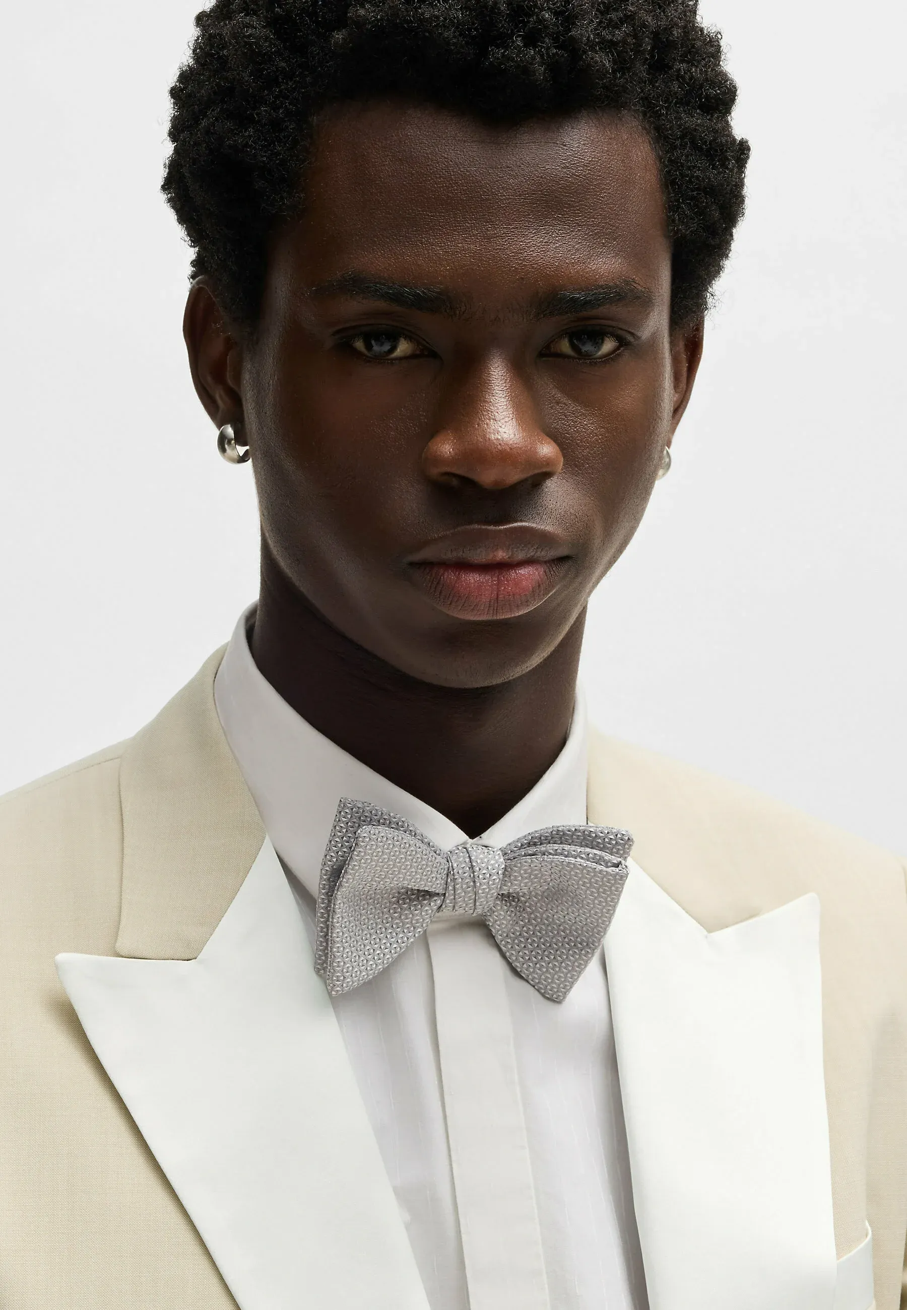 Fashion 2 Piece Men's Suit Flat Peak Lapel For Wedding (Blazer + Pants) sold by Mens Event Wear product image thumbnail 5