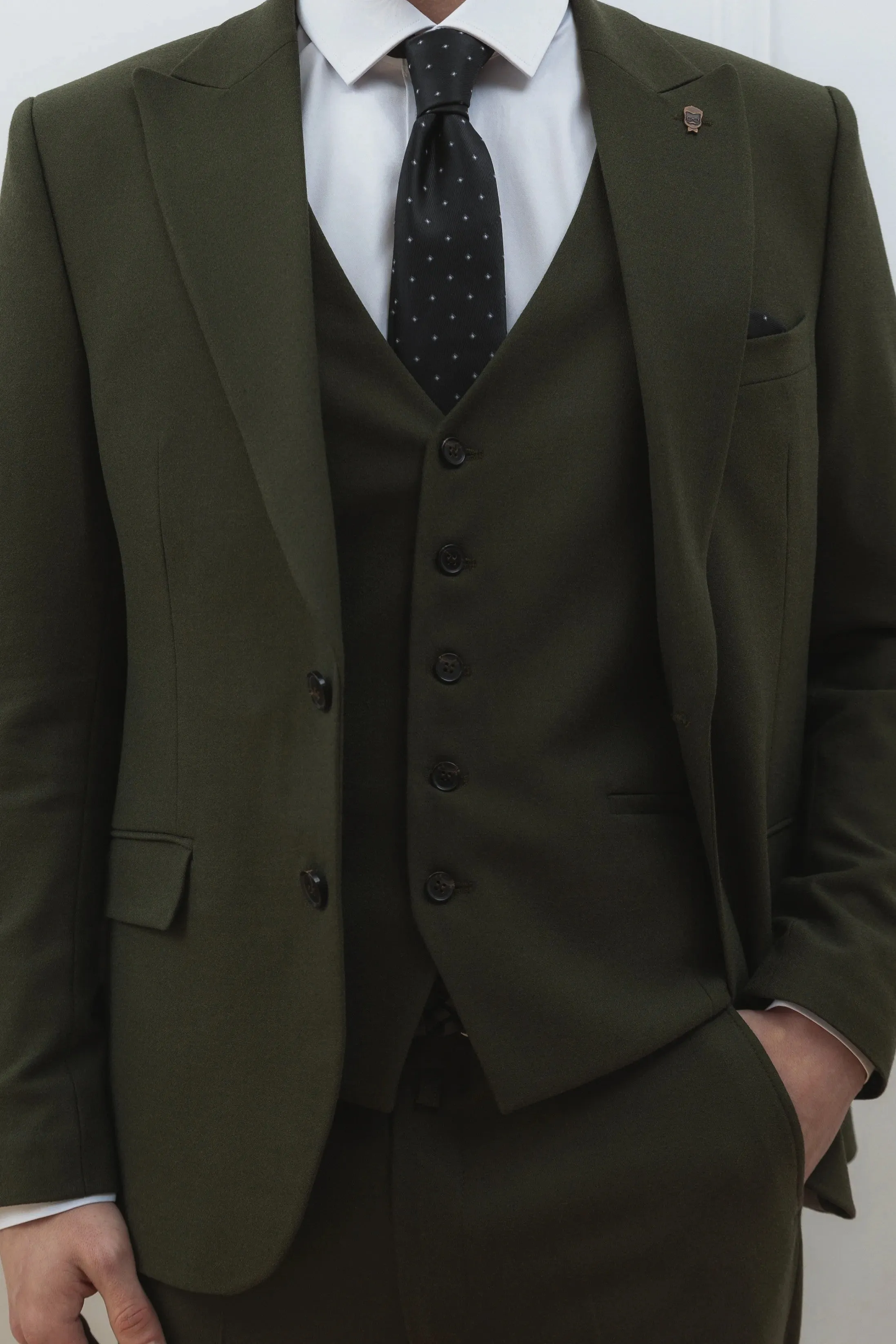 Fashion Men's 3 Pieces Flat Peak Lapel Tuxedos For Party (Blazer+vest+Pants) sold by Mens Event Wear product image thumbnail 4