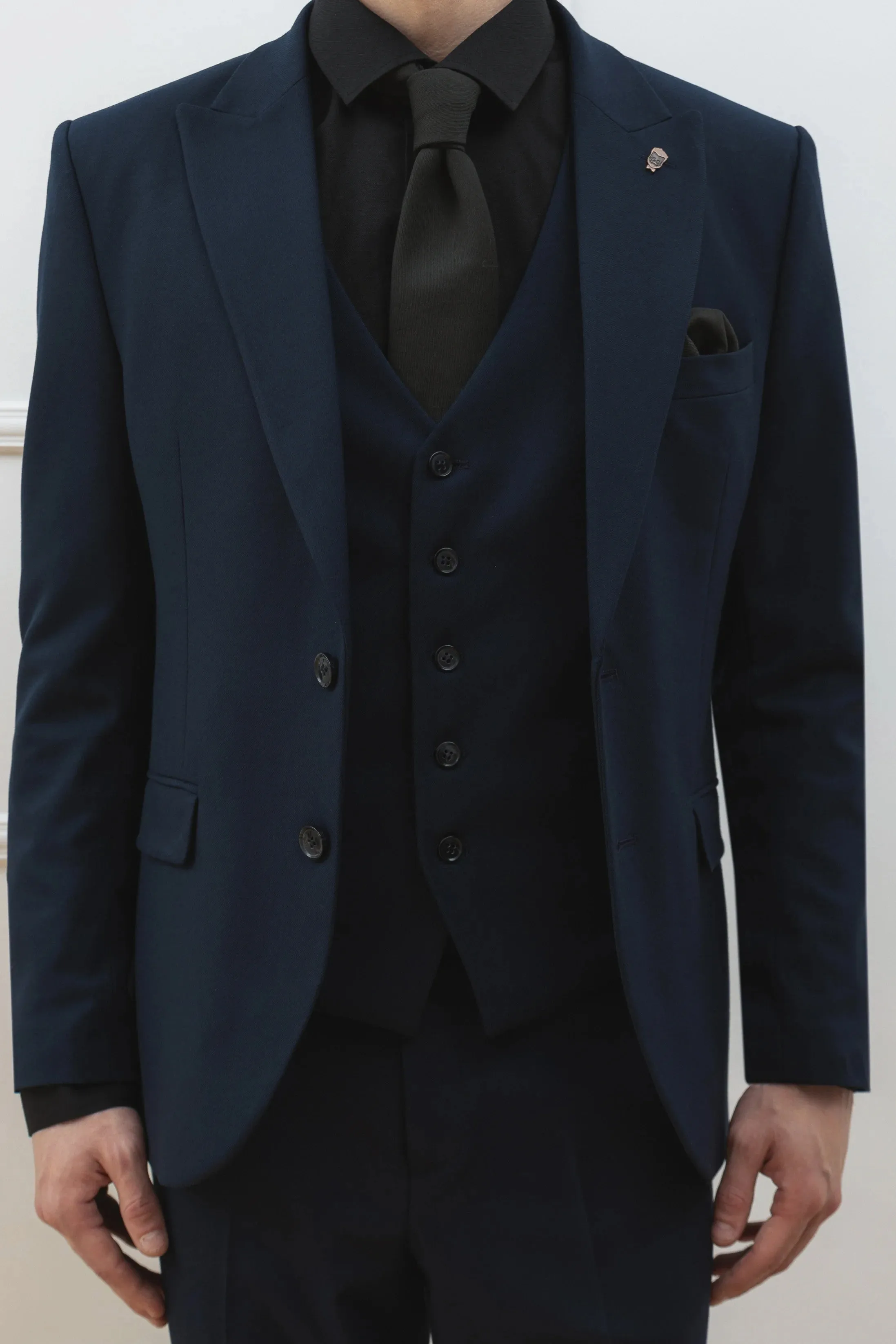 Fashion Men's 3 Pieces Flat Peak Lapel Tuxedos For Party (Blazer+vest+Pants) sold by Mens Event Wear product image thumbnail 2