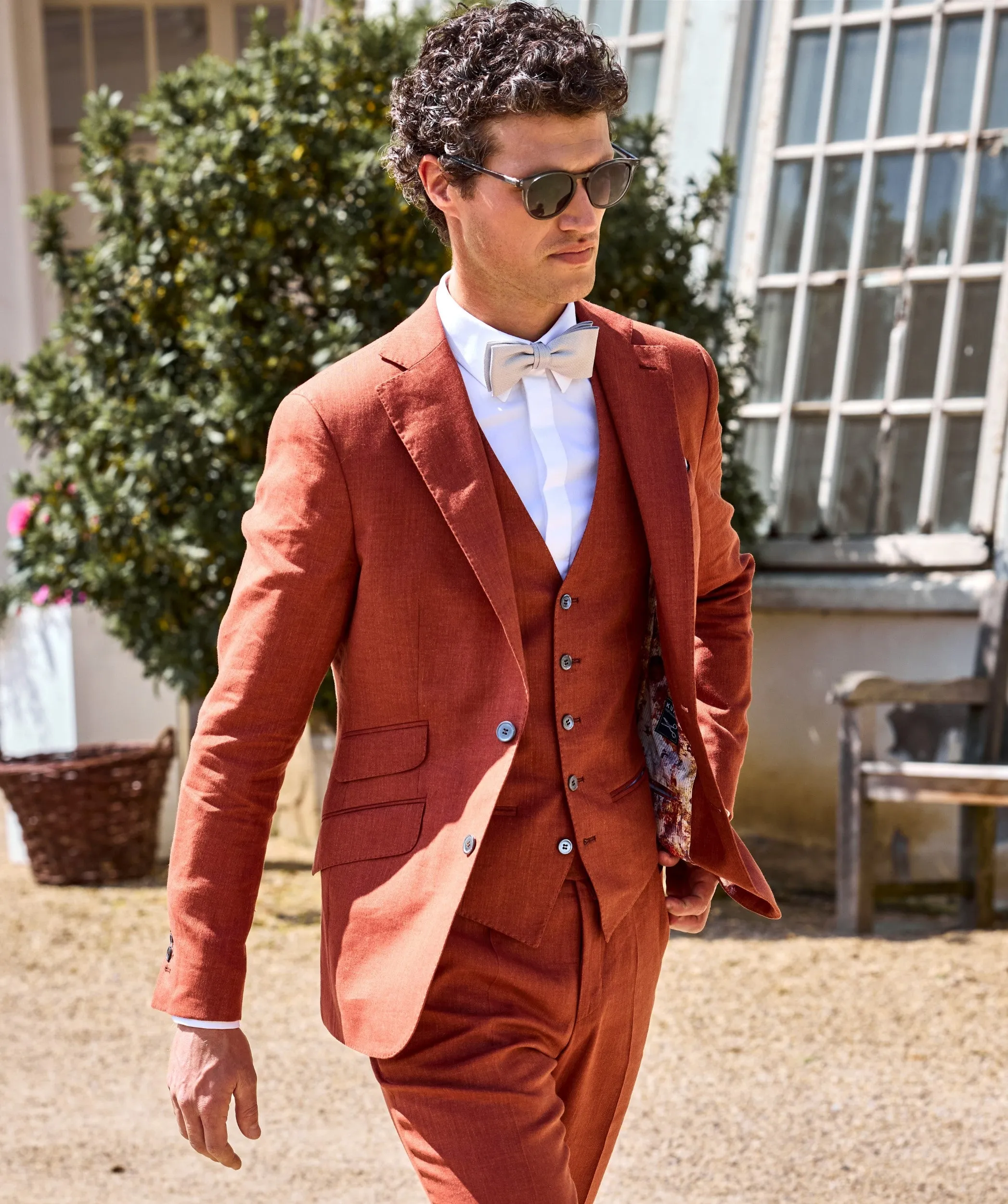 Formal 3 Pieces Mens Suit Flat Linen Notch Lapel Suit(Blazer+Vest+Pants) sold by Mens Event Wear