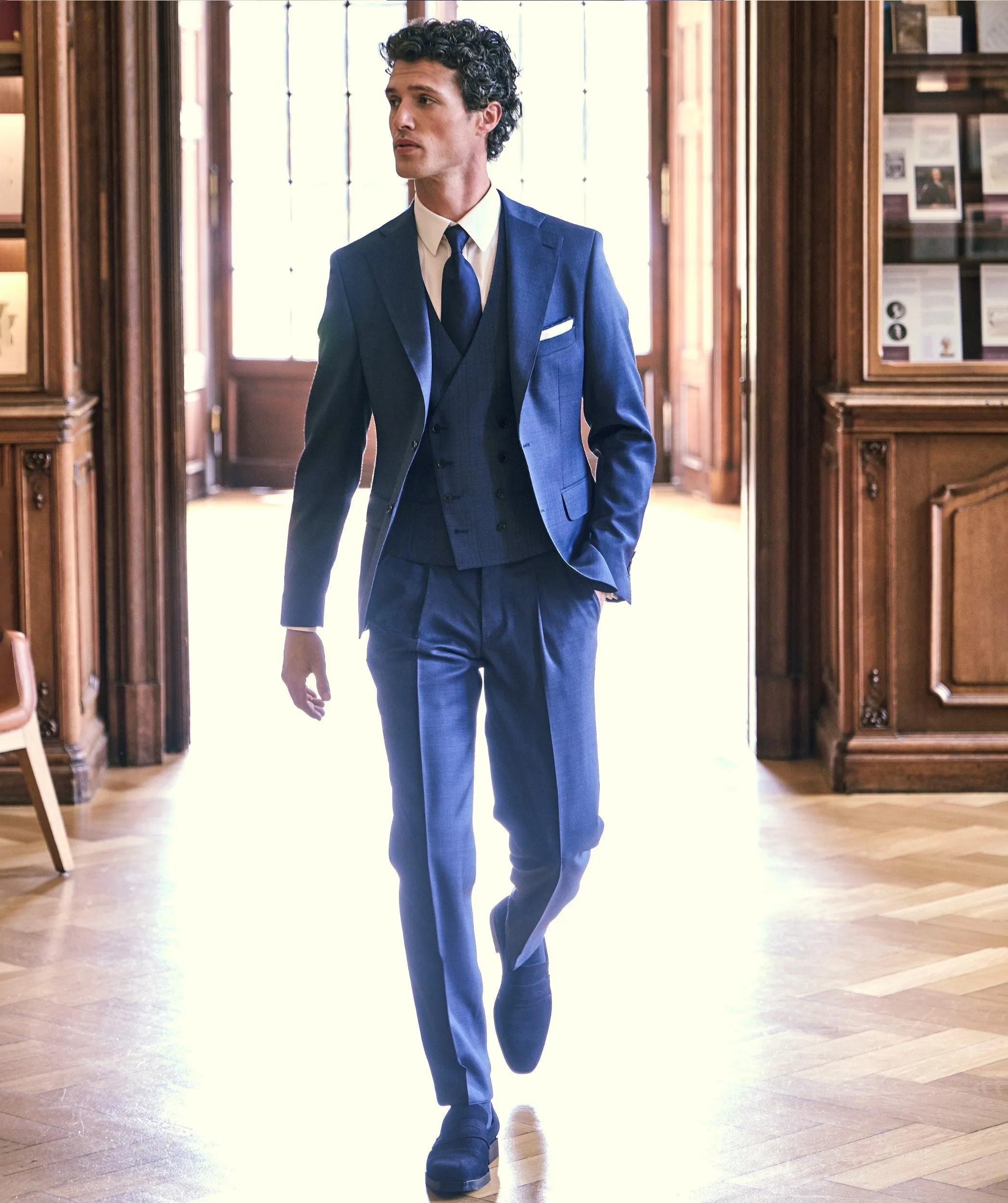 Formal Men's Suits Slim Fit 3 Pieces Notch Lapel Tuxedos (Blazer+Vest+ Pant) sold by Mens Event Wear product image thumbnail 4