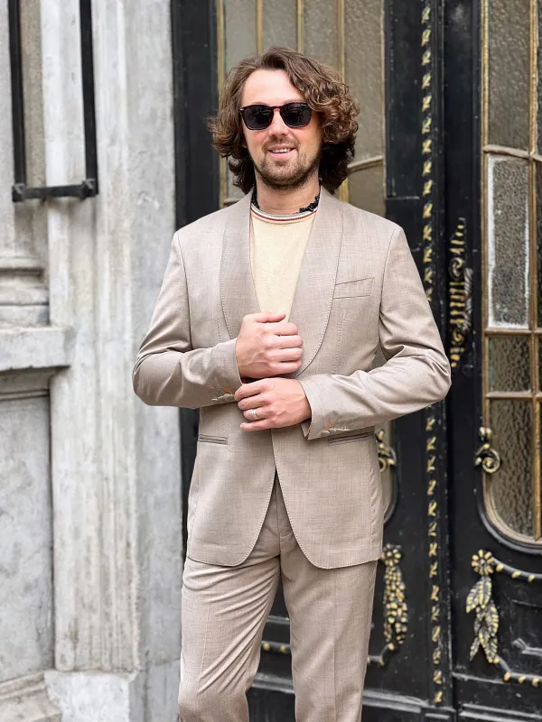 Fashionable Men's 2-piece Suit Shawl Lapel Wedding Suit (Blazer+Pants) sold by Mens Event Wear