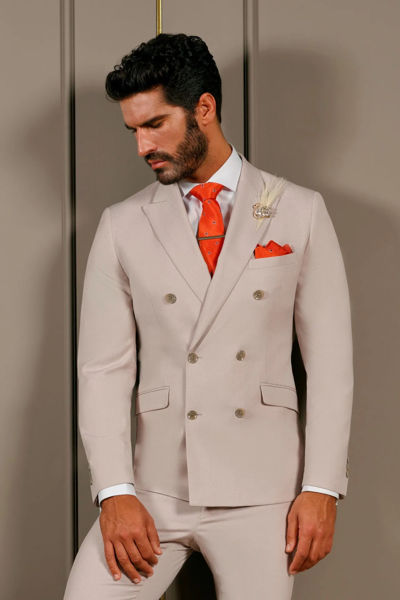 Formal 2 Pieces Mens Suit Flat Peak Lapel Tuxedos For Wedding (Blazer+Pants) sold by Mens Event Wear