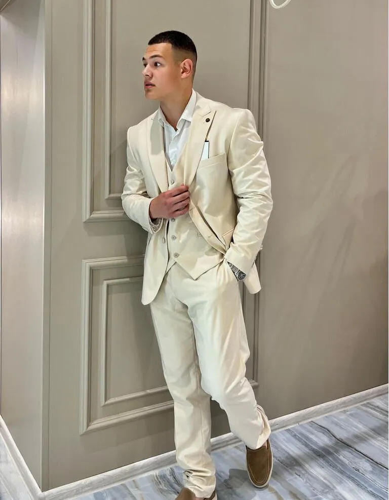 Fashion Men's 3 Pieces Flat Peak Lapel Tuxedos For Party (Blazer+vest+Pants) sold by Mens Event Wear product image thumbnail 3