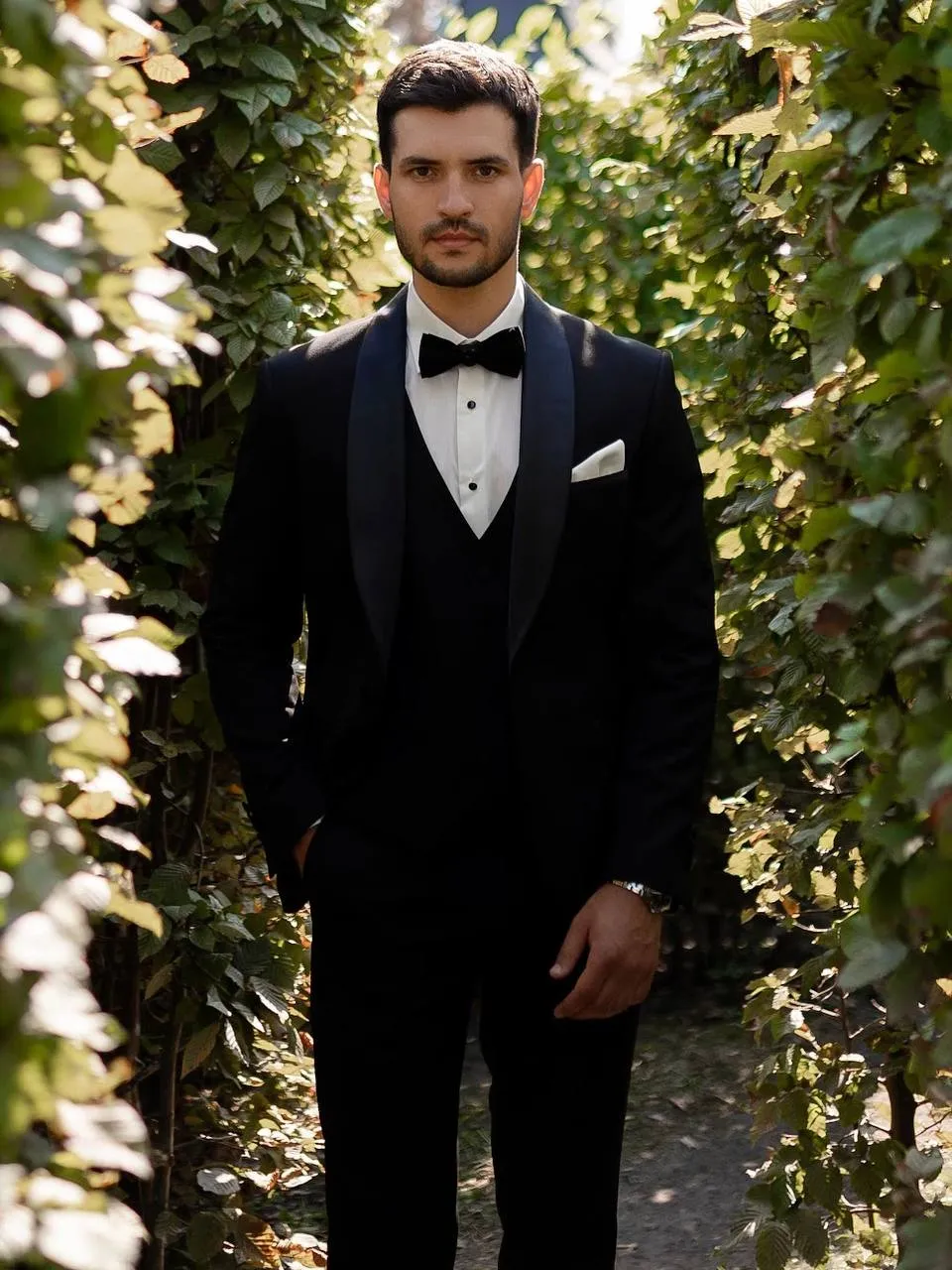 Fashion 3 Pieces Mens Suit Flat Shawl Lapel Tuxedos (Blazer+vest+Pants) sold by Mens Event Wear