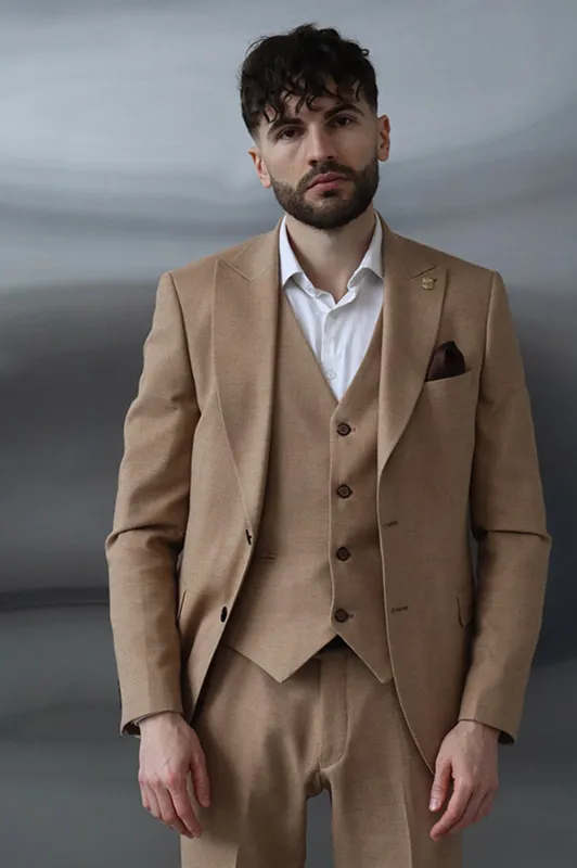 Fashion Men's 3 Pieces Flat Peak Lapel Tuxedos For Party (Blazer+vest+Pants) sold by Mens Event Wear